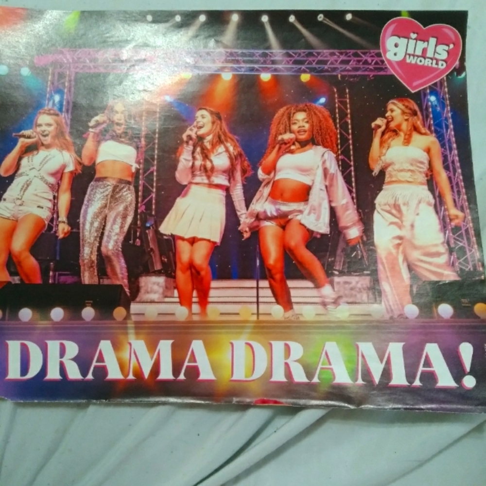Girls' World Small Drama Drama Poster